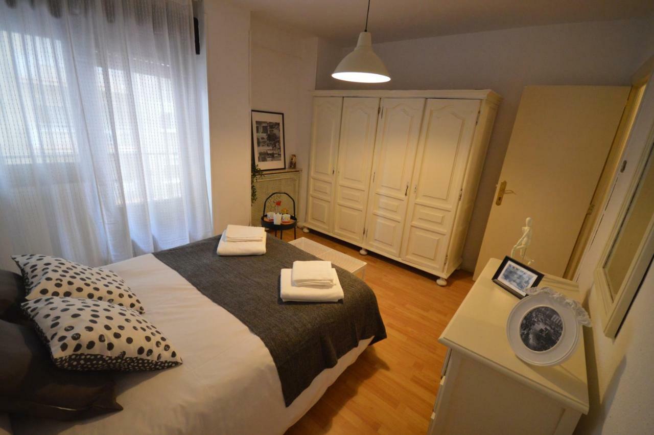 Apartamento Fleta Apartment Zaragoza Exterior photo